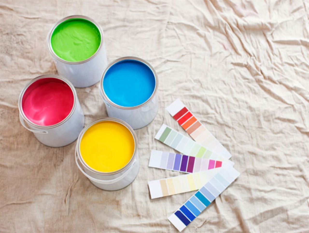 Как выбрать краску для интерьерной отделки